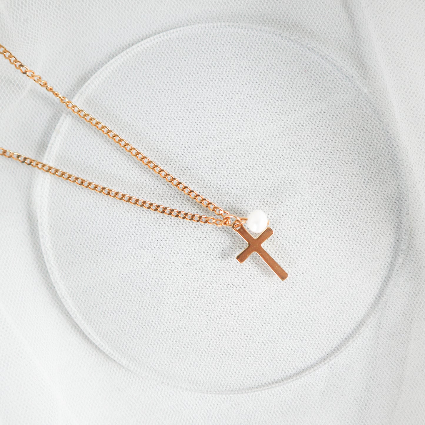 Cruz Necklace