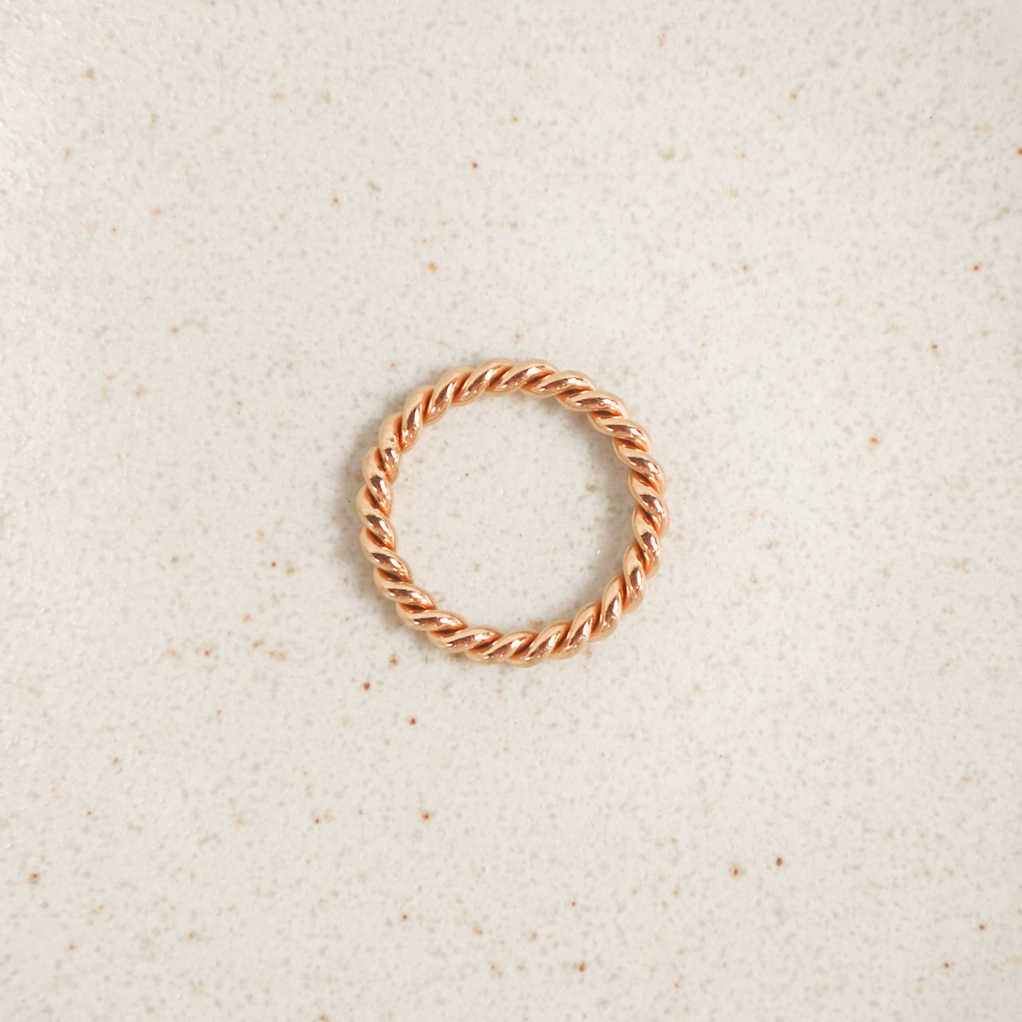 Twist Ring