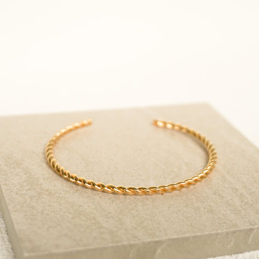 Thin Twisted Bangle